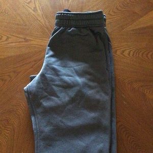 Under Armour men’s sweetpants